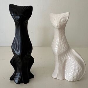 Jonathan Adler Ceramic Cat Salt & Pepper Shakers Black & White Modern Design